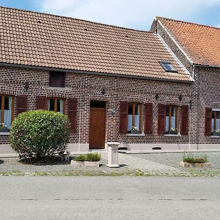 Au Trieu Hotel Wannebecq Exterior photo